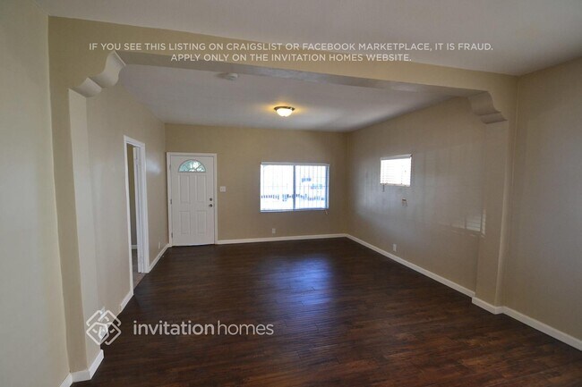 1121 56th St in Los Angeles, CA - Building Photo - Building Photo