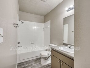 4657 S Darlington Ave in Tulsa, OK - Building Photo - Building Photo