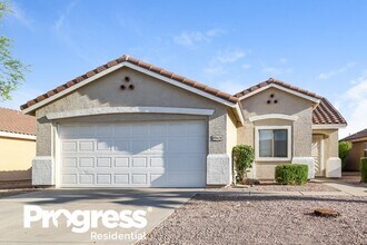 10426 E Bramble Ave in Mesa, AZ - Building Photo - Building Photo