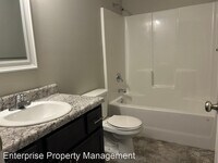 405 Stone Creek Rd photo'