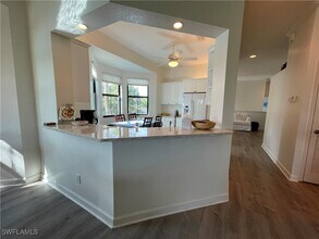 2377 Ravenna Blvd in Naples, FL - Foto de edificio - Building Photo