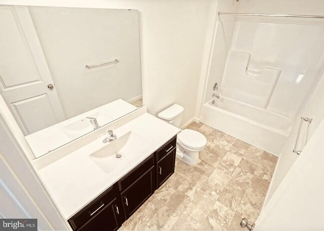 9 Shillington Ln in Carlisle, PA - Building Photo - Building Photo