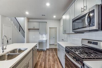 4802 Hunter Hurst Dr in McKinney, TX - Building Photo - Building Photo