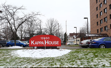 Kappa House in Cleveland, OH - Foto de edificio - Building Photo