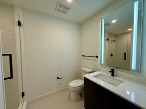 154 NE 23rd St, Unit S in Miami, FL - Building Photo - Building Photo