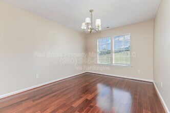 9626 Kenneth Glenn Dr in Charlotte, NC - Building Photo - Building Photo