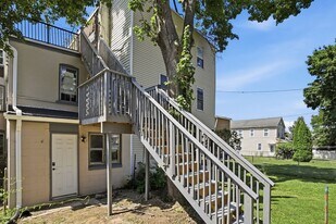 26 W North St in Bethlehem, PA - Building Photo