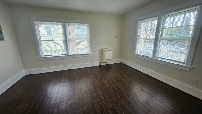 1017 N Edgemont St in Los Angeles, CA - Building Photo - Building Photo
