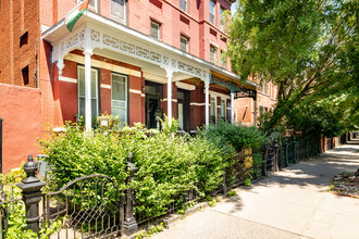 127 Herkimer St in Brooklyn, NY - Foto de edificio - Building Photo