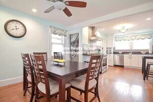 33 Harriet St, Unit #2 in Boston, MA - Building Photo