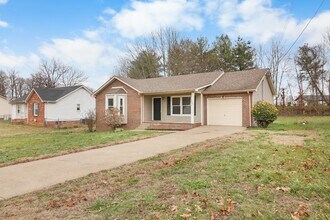 512 Pointer Ln in Clarksville, TN - Building Photo - Building Photo