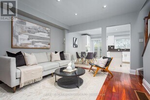 86 Joymar Dr in Mississauga, ON - Building Photo