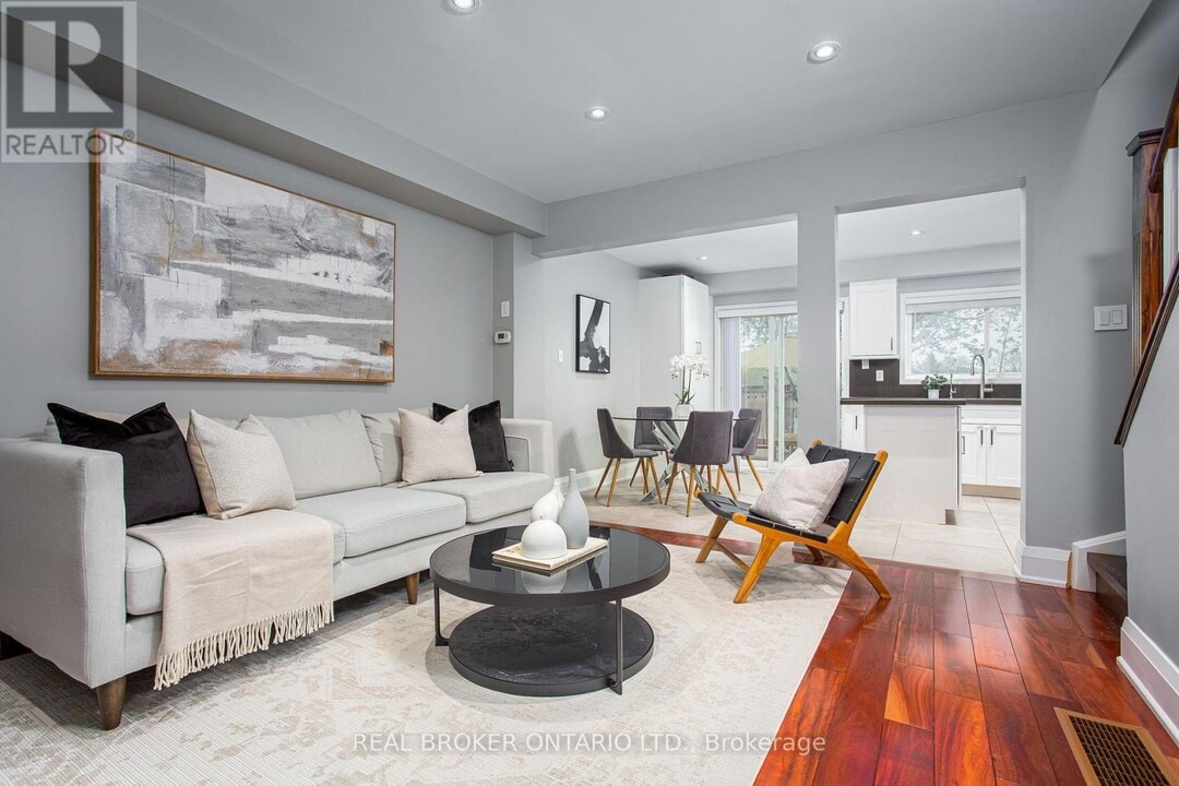 86 Joymar Dr in Mississauga, ON - Building Photo