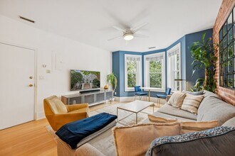 2025 13th St NW, Unit 3 in Washington, DC - Building Photo - Building Photo