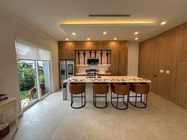 2109 SW 18th Ave in Fort Lauderdale, FL - Building Photo - Building Photo