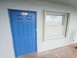 14747 Cumberland Dr in Delray Beach, FL - Building Photo - Building Photo