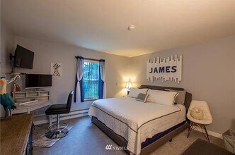 202 Fox Hollow Rd in Sequim, WA - Building Photo - Building Photo