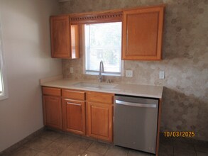 400 Watrous Ave in Des Moines, IA - Building Photo - Building Photo