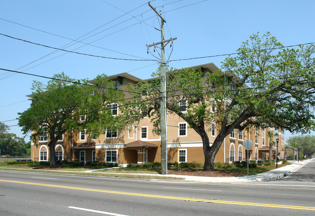 Oaks at Riverview - CLOSED WAITLIST in Tampa, FL - Building Photo - Building Photo