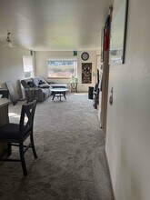 537 NE Ellis Way in Oak Harbor, WA - Building Photo - Building Photo