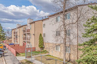 TARA Condominum in Edmonton, AB - Building Photo