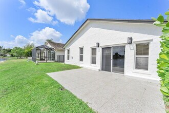 9155 Pine Springs Dr in Boca Raton, FL - Foto de edificio - Building Photo