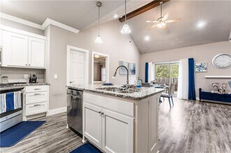 1805 Woodhause Cir in Pea Ridge, AR - Foto de edificio - Building Photo