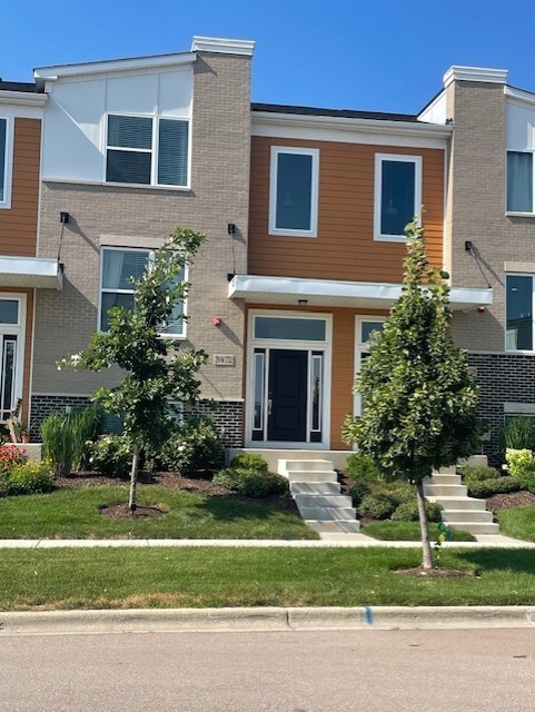 property at 29W707 Cambridge St