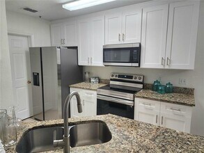 6506 Swissco Dr in Orlando, FL - Building Photo - Building Photo