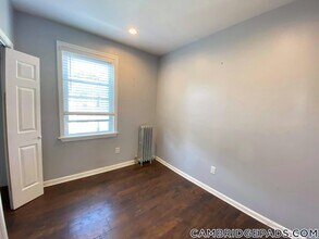 196 Sherman St, Unit 2 in Cambridge, MA - Building Photo - Building Photo