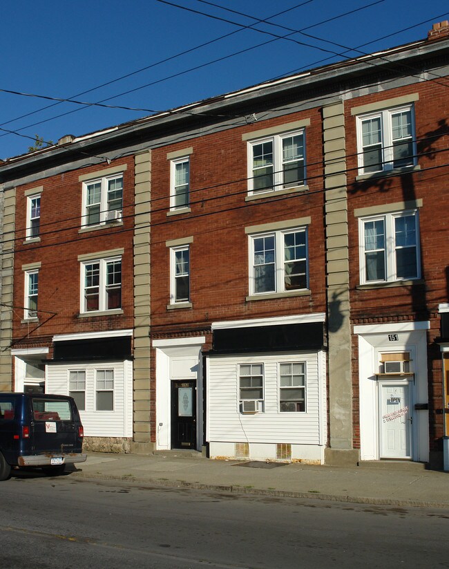 153 N Allen St in Albany, NY - Building Photo - Primary Photo