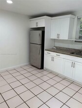 4901 SW 98th Avenue Rd in Miami, FL - Building Photo - Building Photo