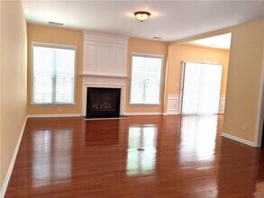 310 Finchley Dr in Roswell, GA - Building Photo - Building Photo