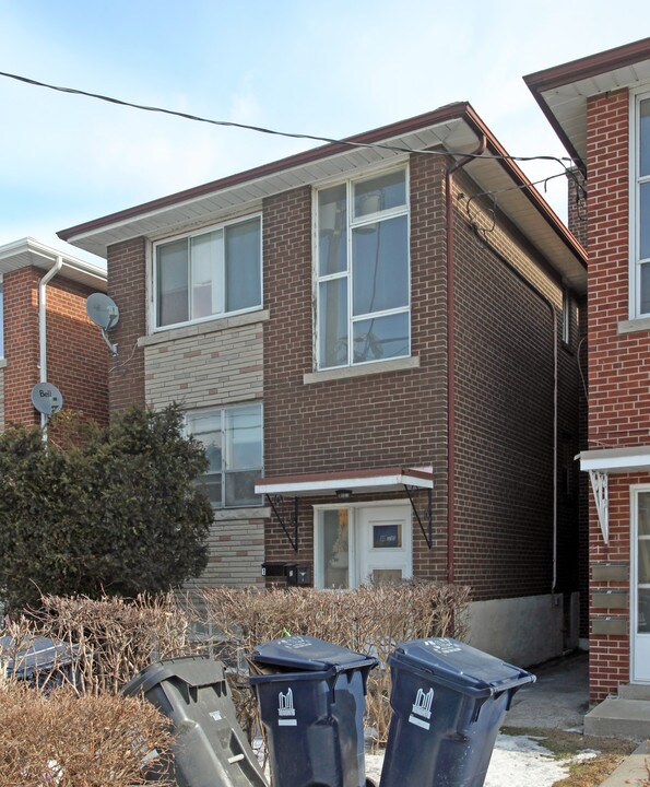 289 Royal York Rd in Toronto, ON - Building Photo