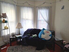 3 Washburn Pl in Brookline, MA - Building Photo - Building Photo