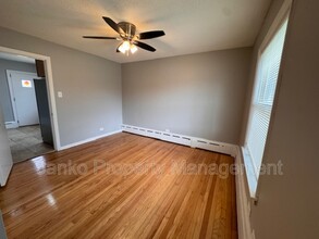 10800 S Green St in Chicago, IL - Building Photo - Building Photo