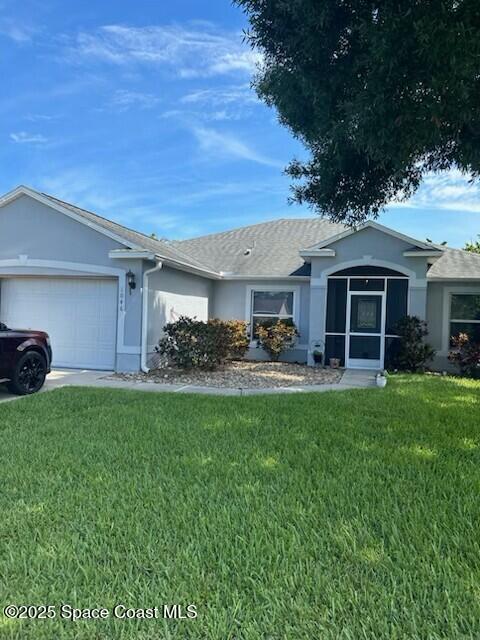 1046 Jacaranda Cir in Rockledge, FL - Building Photo