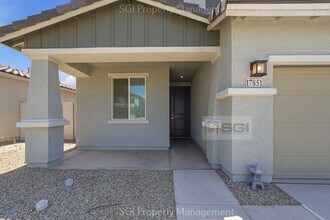 17851 W Daley Ln in Surprise, AZ - Building Photo - Building Photo
