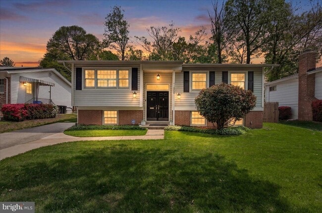 11905 Hunters Ln in Rockville, MD - Building Photo - Building Photo