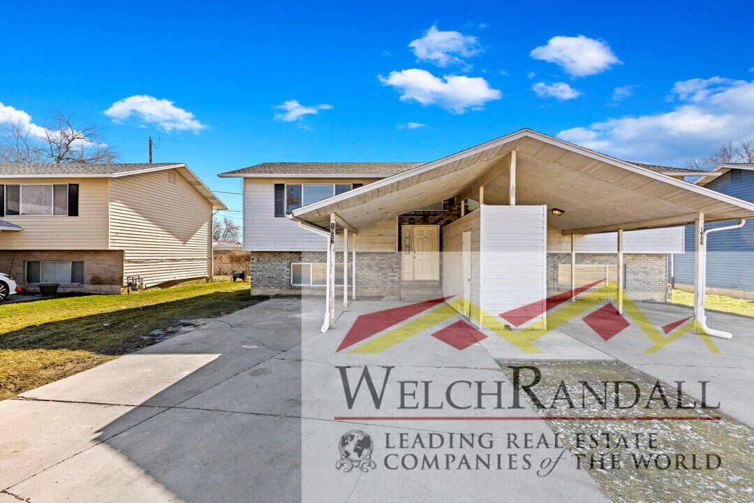 1929 W Hyannis Ave in West Valley City, UT - Building Photo