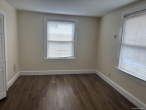 9 Myrtle St, Unit 2 in White Plains, NY - Building Photo - Building Photo