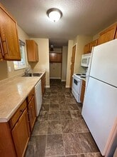 18715 NW Shadow Ln in Portland, OR - Building Photo - Building Photo