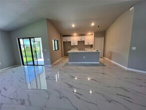 2510 53rd St W in Lehigh Acres, FL - Building Photo - Building Photo