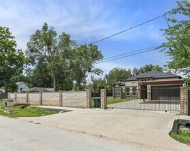 6019 Shirley Ln in Humble, TX - Building Photo - Building Photo