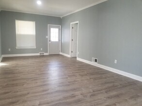 1010 Tonti St in La Salle, IL - Building Photo - Building Photo