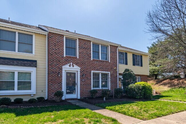 9497 Tracey Lynne Cir in Glen Allen, VA - Building Photo - Building Photo