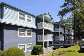 Sedona Falls in Marietta, GA - Foto de edificio - Building Photo