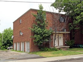 874 Millwood Rd in Toronto, ON - Building Photo