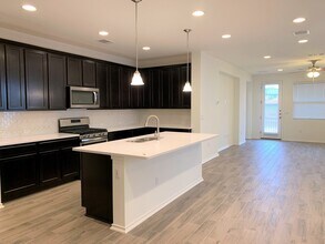 2103 Tasmanian Tiger Trace in Austin, TX - Building Photo - Building Photo