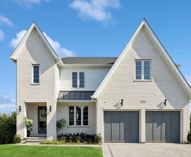property at 1118 Pin Oak Dr